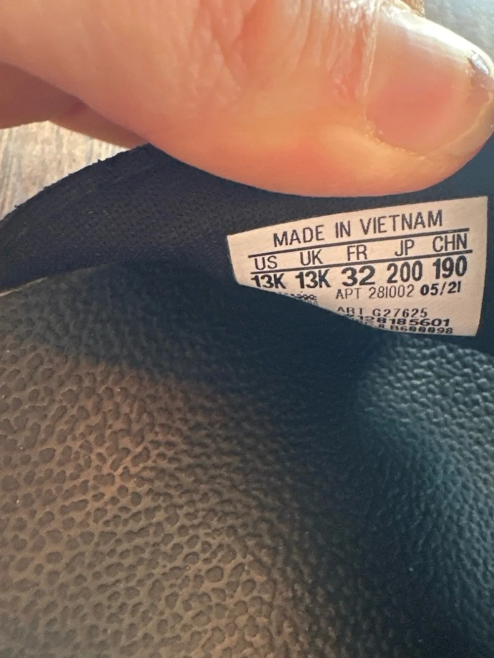 adidas classic slide